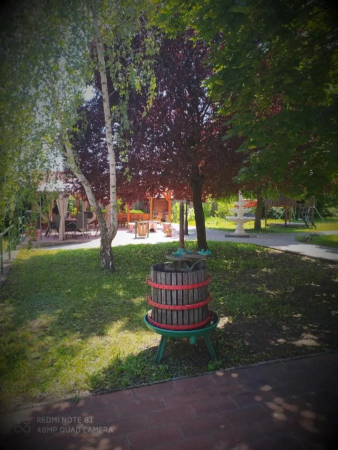 Bed and Breakfast Bacchus Panzio Eger 3*,  Maďarsko