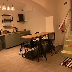  Hostel Capsule Erbenova Czechy