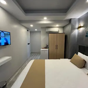  Hotel apartamentowy White Palace Halic Turcja